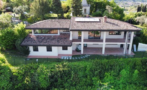 Castle for Sale in Montalto Dora, Italy