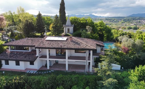 Castle for Sale in Montalto Dora, Italy