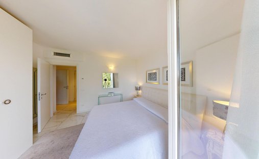 Castle for Sale in Montalto Dora, Italy