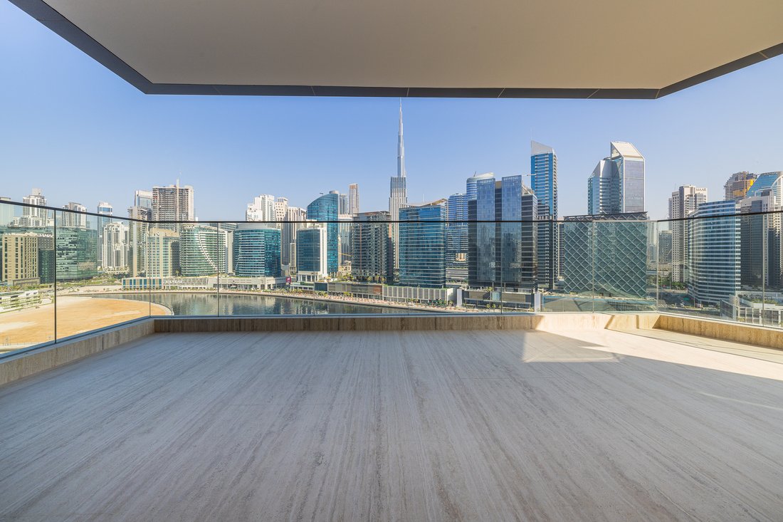 Apartment in Business Bay, Dubai, United Arab Emirates 1 - 16890652