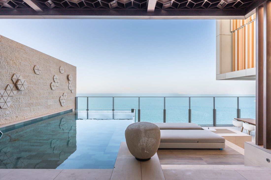 Apartment in Palm Jumeirah, Dubai, United Arab Emirates 1 - 16890373