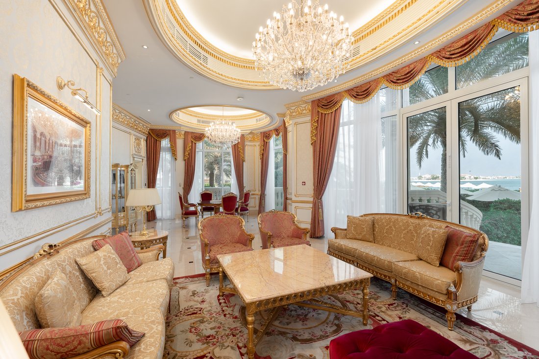 Villa in Palm Jumeirah, Dubai, United Arab Emirates 1 - 16890188