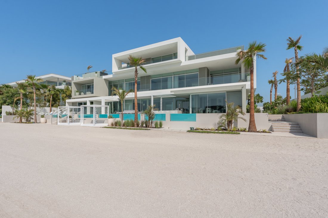 Villa in Palm Jumeirah, Dubai, United Arab Emirates 1 - 16890637