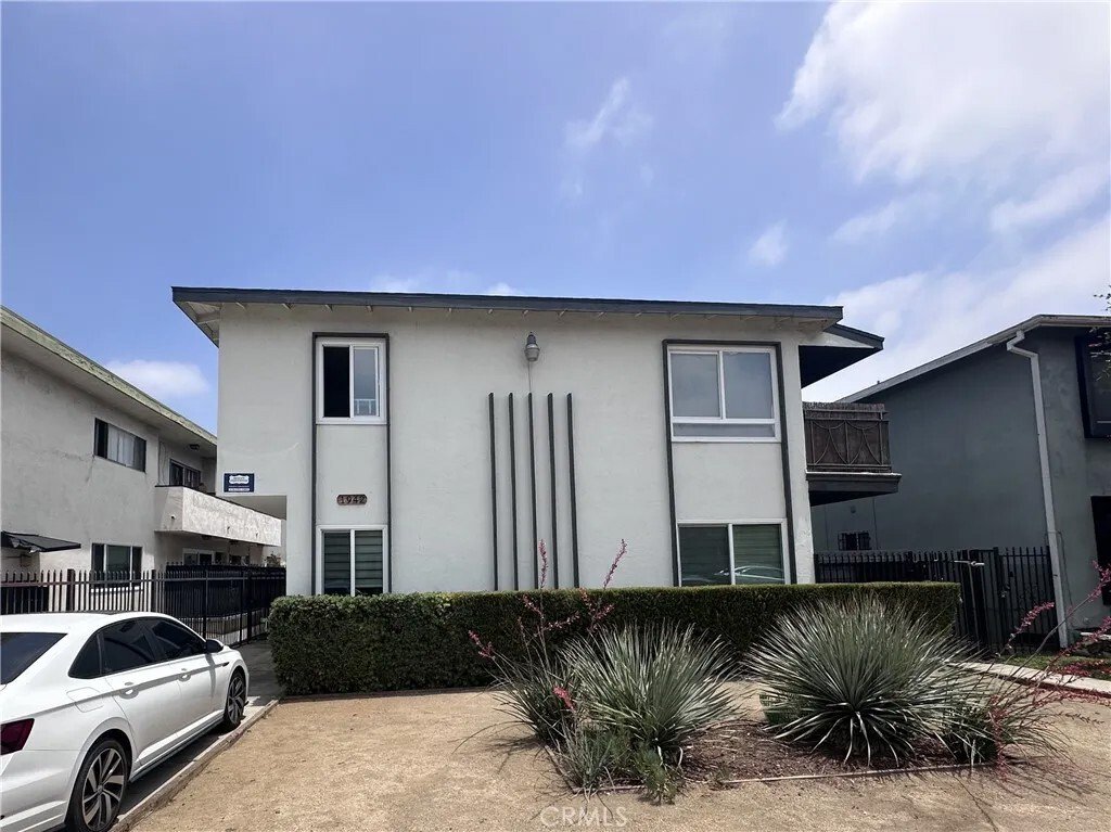 Los Angeles, California, United States 2 - 16889665