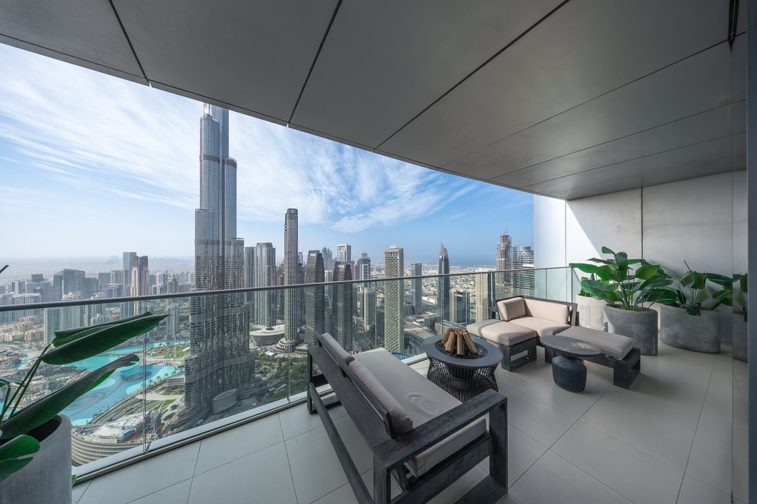 Apartment in Downtown Dubai, Dubai, United Arab Emirates 1 - 16890692