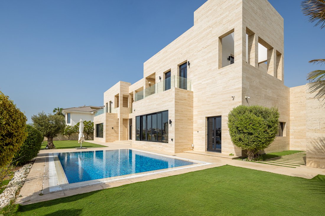 Villa in Palm Jumeirah, Dubai, United Arab Emirates 2 - 16890472