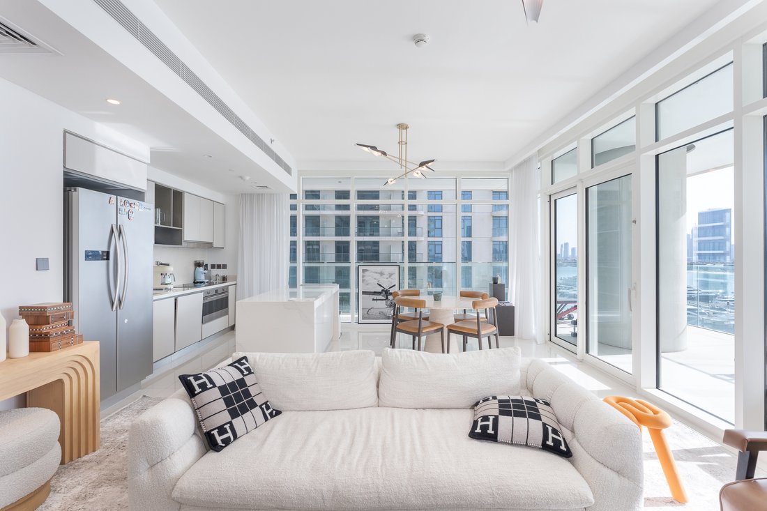 Apartment in Dubai Harbour, Dubai, United Arab Emirates 3 - 16890335