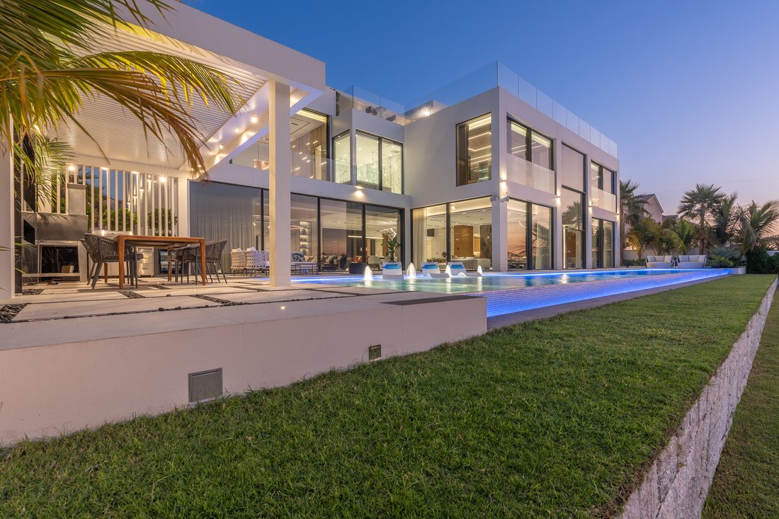 Villa in Dubai, Dubai, United Arab Emirates 1 - 16890753