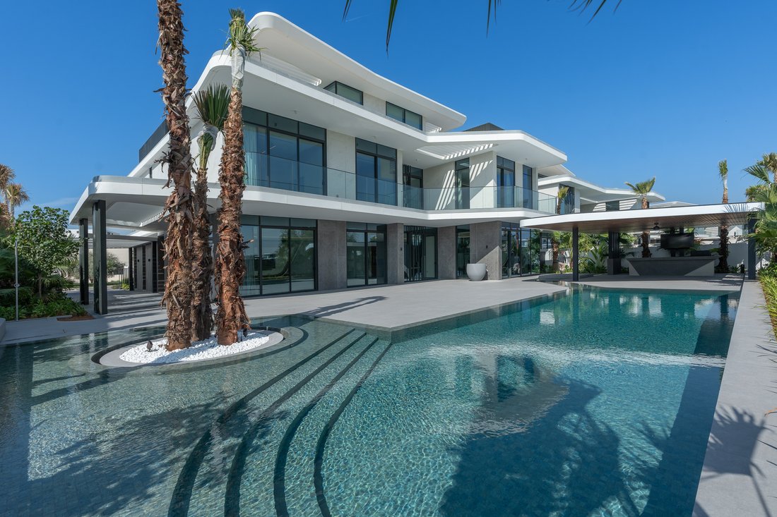 Villa in Hadaeq Sheikh Mohammed Bin Rashid, Dubai, United Arab Emirates 1 - 16890760