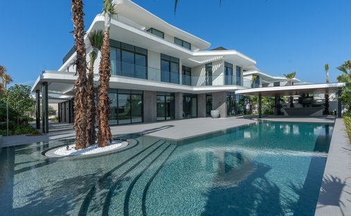 Villa in Hadaeq Sheikh Mohammed Bin Rashid, Dubai, United Arab Emirates 1