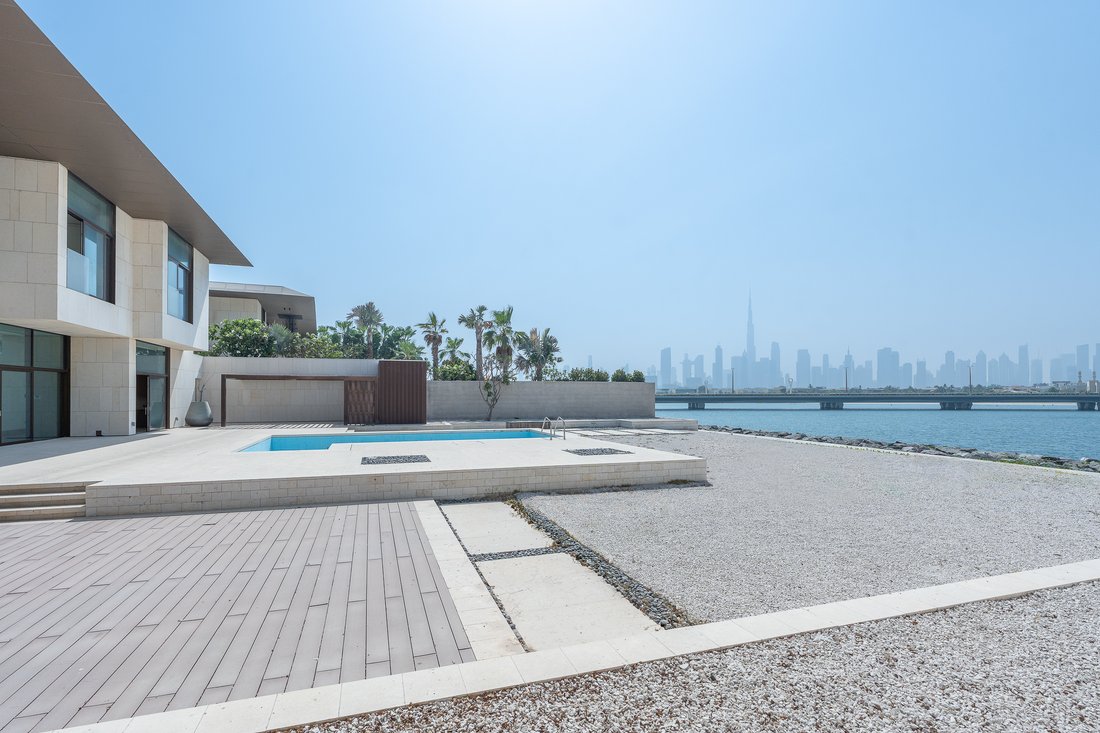 Villa in Jumeirah Bay, Dubai, United Arab Emirates 1 - 16890458