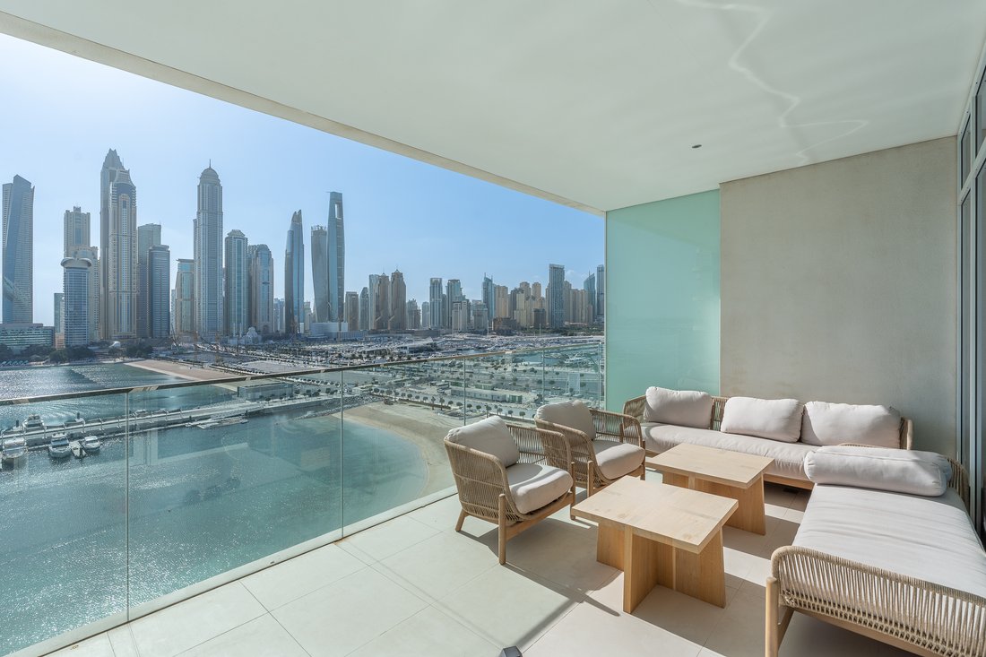 Apartment in Dubai Harbour, Dubai, United Arab Emirates 1 - 16890335