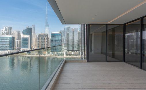 Apartment in Business Bay, Dubai, United Arab Emirates 1