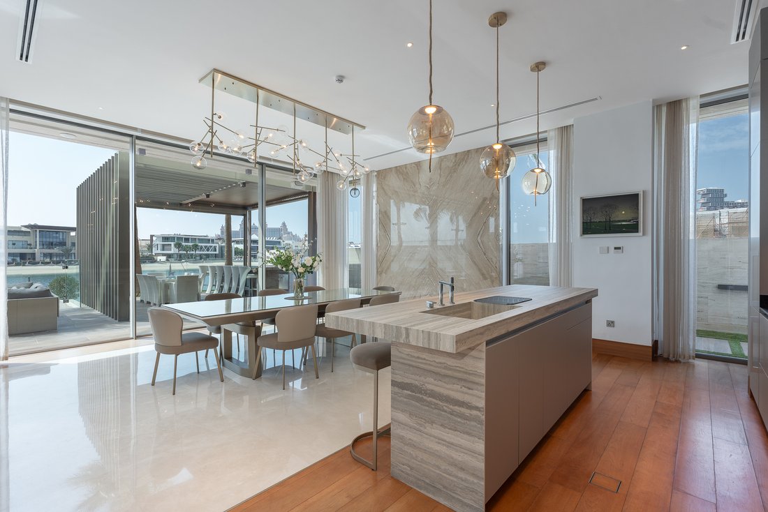 Villa in Palm Jumeirah, Dubai, United Arab Emirates 5 - 16890359