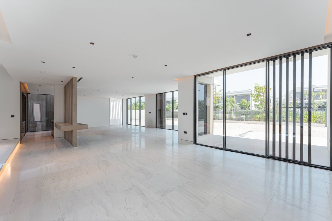 Villa in Al Barsha South Second, Al Barsha, Dubai 1 - 16890569