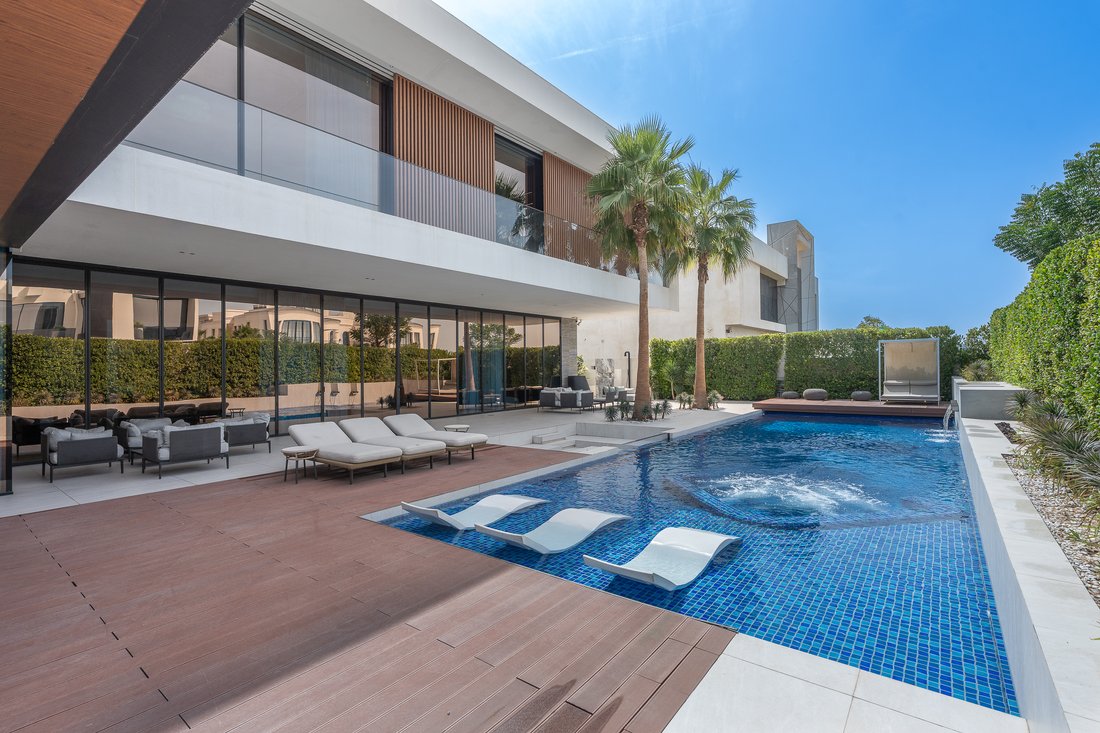 Villa en Hadaeq Sheikh Mohammed Bin Rashid, Dubái, Emiratos Árabes Unidos 2 - 16890554