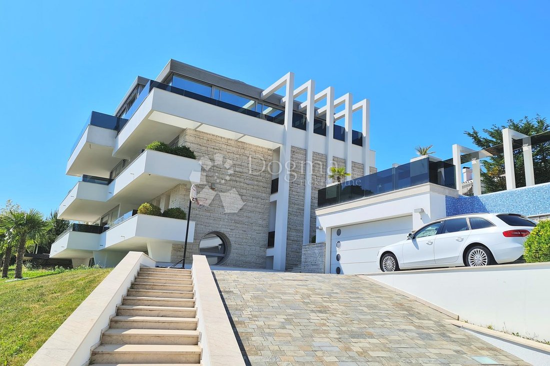 House in Grad Opatija, Primorje-Gorski Kotar County, Croatia 4 - 16890545