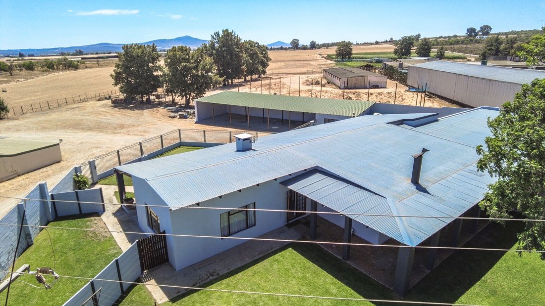 Farm Ranch in Malmesbury, Western Cape, South Africa 2 - 16890139