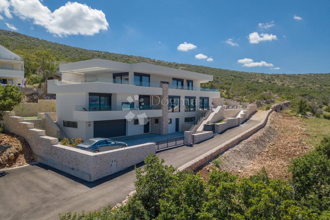 House in Opcina Posedarje, Zadar County, Croatia 4 - 16890215