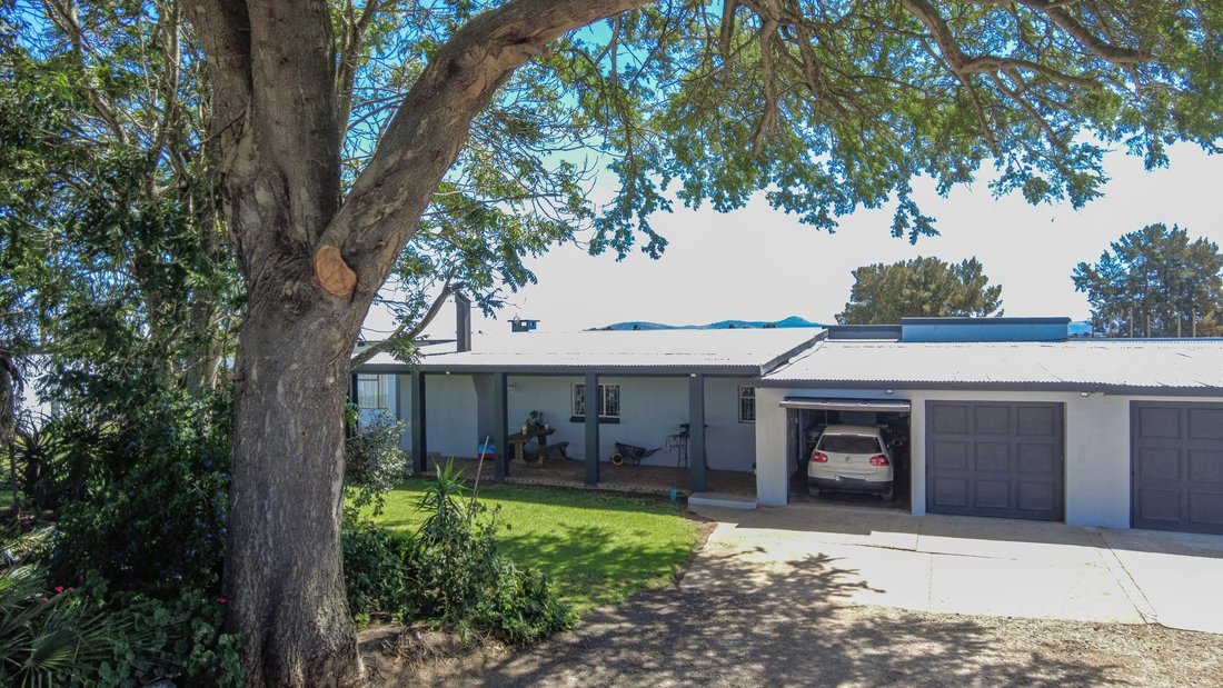 Farm Ranch in Malmesbury, Western Cape, South Africa 4 - 16890139