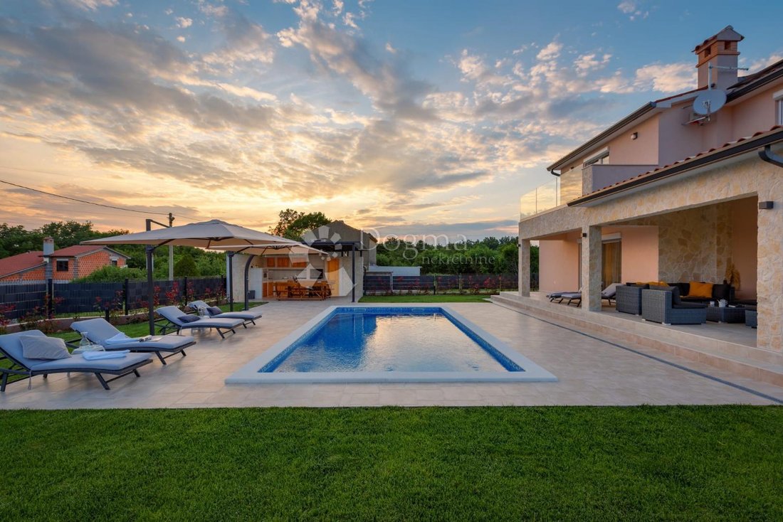 House in Labin, Istria County, Croatia 4 - 16890366