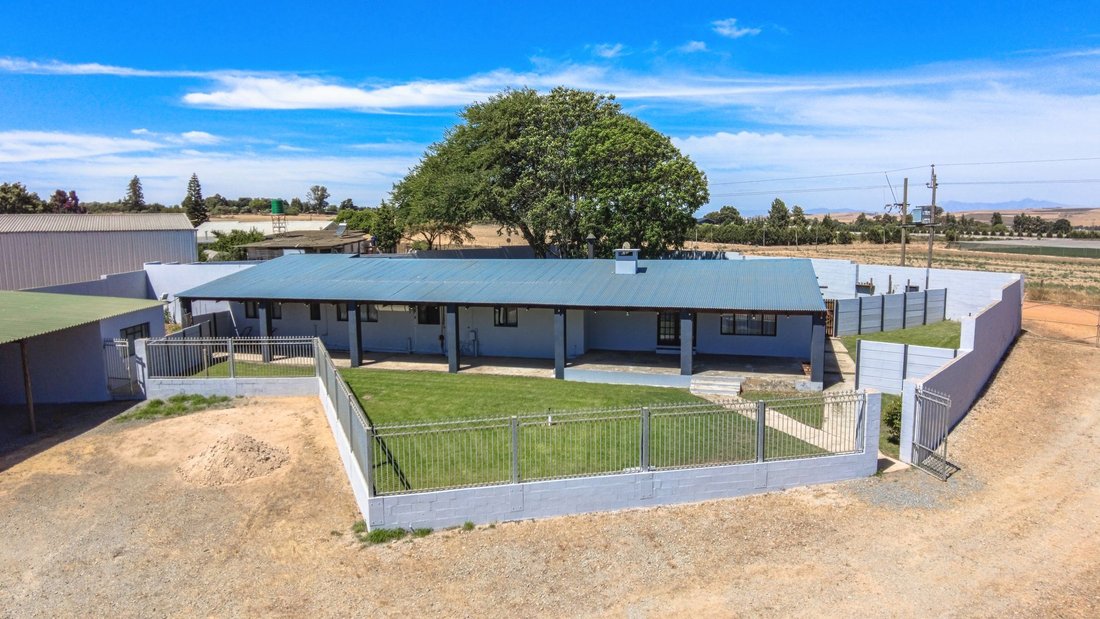 Farm Ranch in Malmesbury, Western Cape, South Africa 1 - 16890139