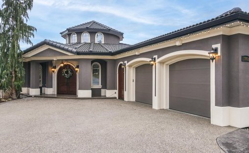 House in Kelowna, British Columbia, Canada 1