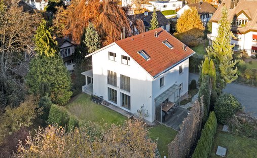 Castle for Sale in Begnins, Switzerland