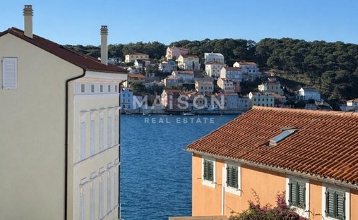 Apartment in Mali Losinj, Primorje-Gorski Kotar County, Croatia 1