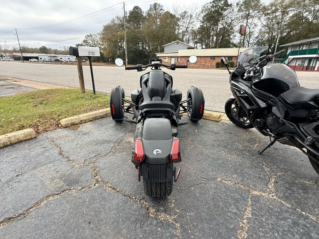 Dothan, AL, United States 3 - 16890082