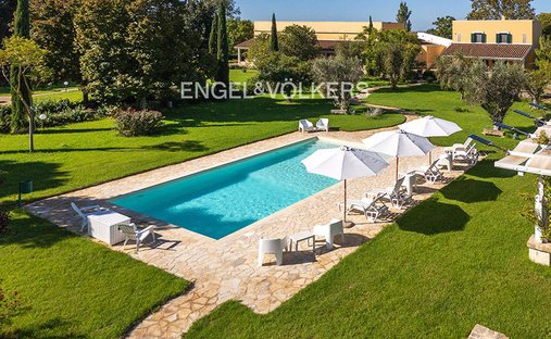 Villa in Trepuzzi, Apulia, Italy 1