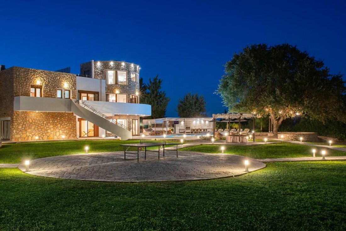 Villa in Rhodes, Aegean, Greece 2 - 16890345
