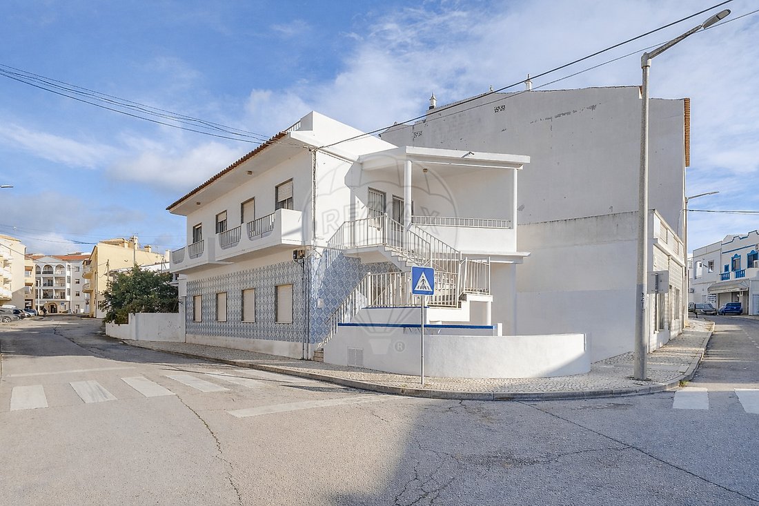 Haus in Quarteira, Algarve, Portugal 1 - 16861666