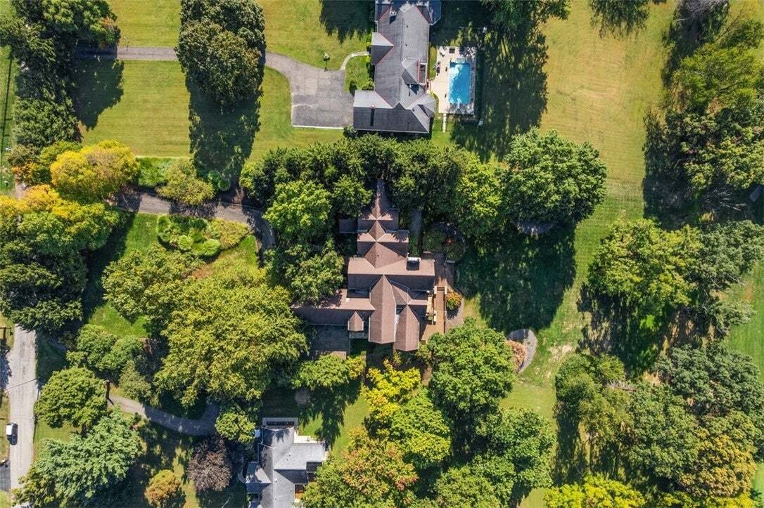 House in Lower Burrell, Pennsylvania, United States 2 - 16890424