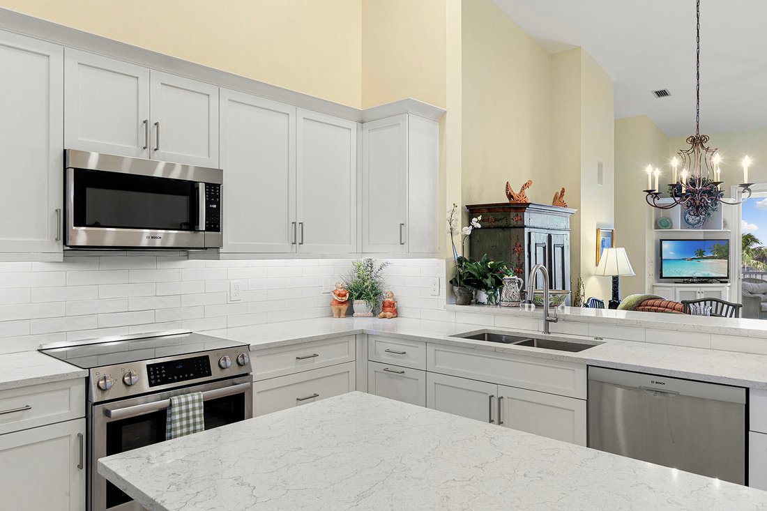 Condo in Naples, Florida, United States 1 - 16890579