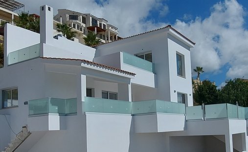 Villa in Peyia, Paphos, Cyprus 1