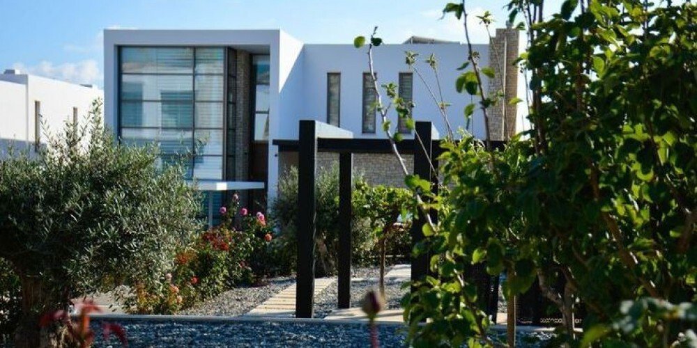Villa in Agios Georgios, Paphos, Cyprus 2 - 16890638