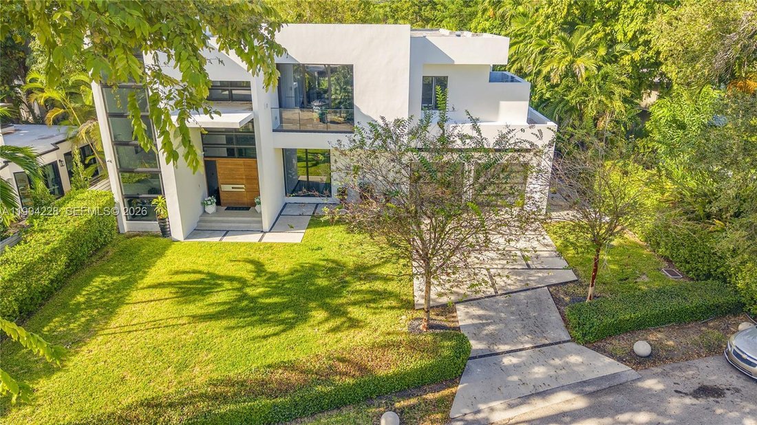 House in Miami, Florida, United States 2 - 16890684