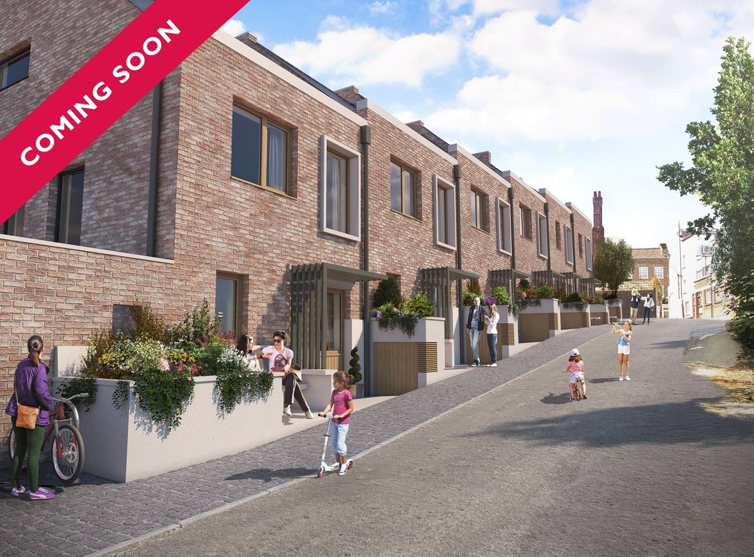 Townhouse in Holly Village, Haringey, England 1 - 16890855