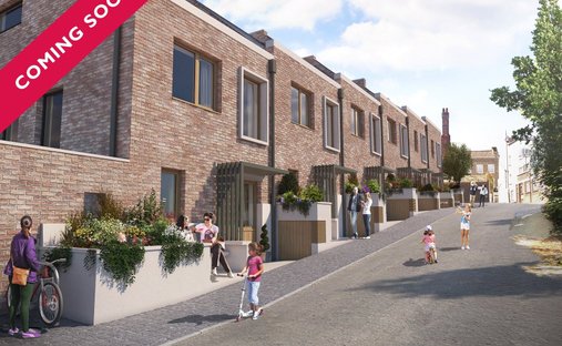 Townhouse in Holly Village, Haringey, England 1