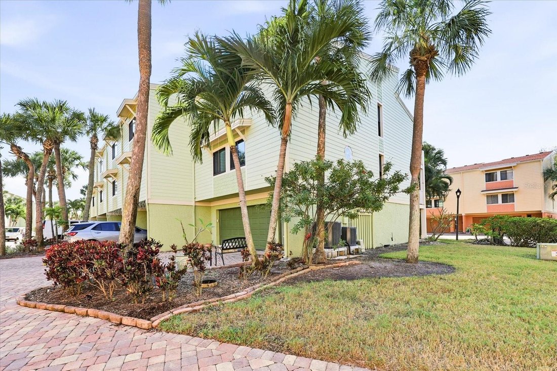 Townhouse in St. Pete Beach, Florida, United States 2 - 16892203