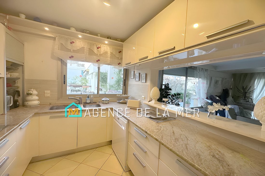 Apartment in Le Cottage, Mandelieu-la-Napoule, France 5 - 16891739