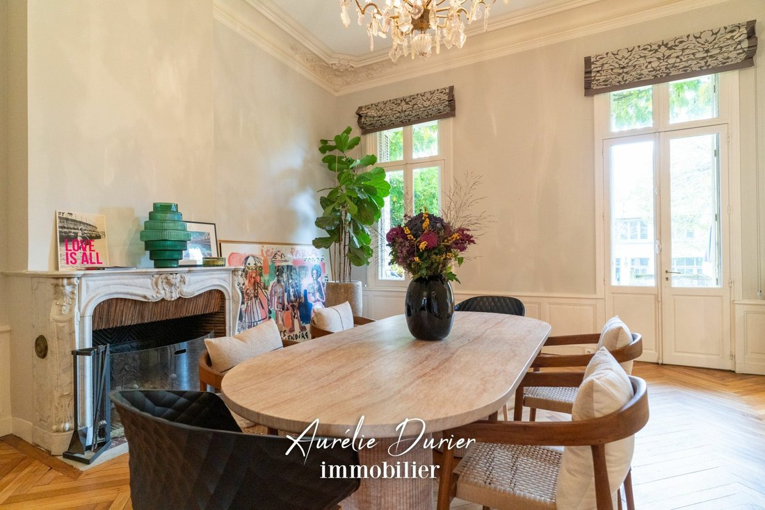 Estate in Grammont, Tours, France 3 - 16893039