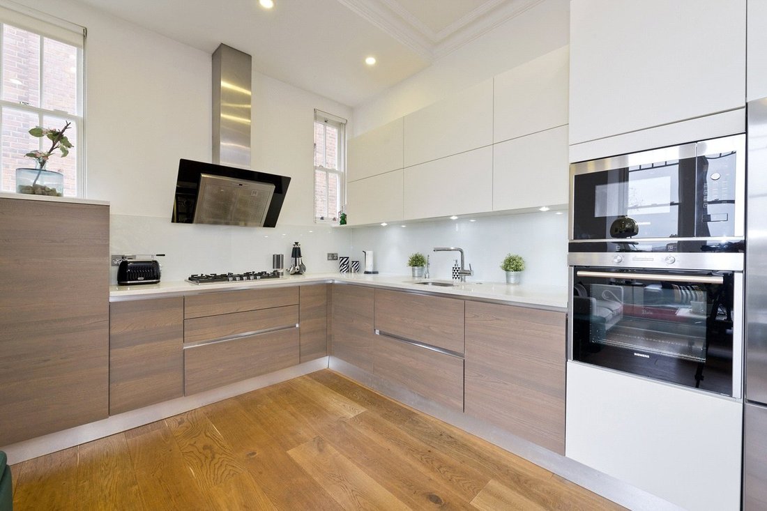 Apartment in Holly Village, Haringey, England 3 - 16890953
