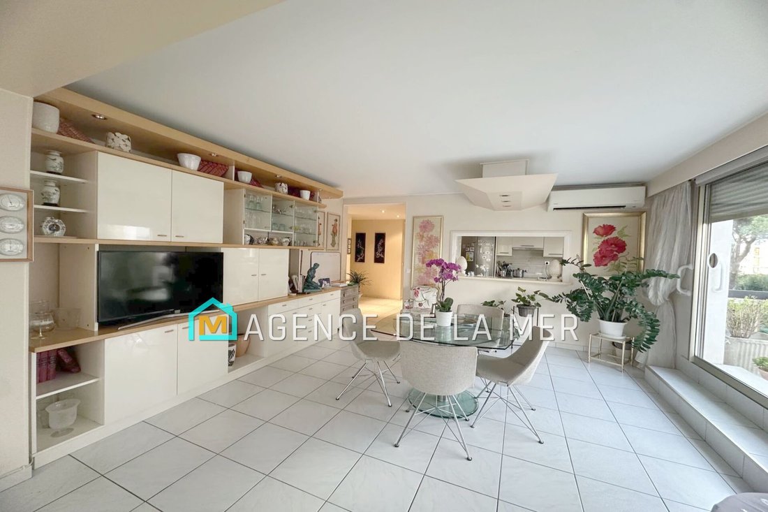 Apartment in Le Cottage, Mandelieu-la-Napoule, France 3 - 16891739