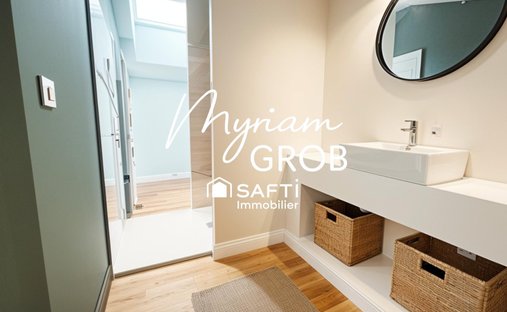 Early 20th Century Character Château In The Heart Of The Quercy Blanc