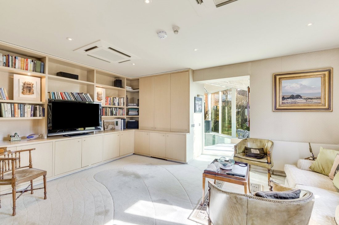 Apartment in Hampstead, Camden, England 3 - 16891678