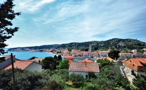 Casa in Morter-Incoronate, Regione di Sebenico e Tenin, Croazia 1
