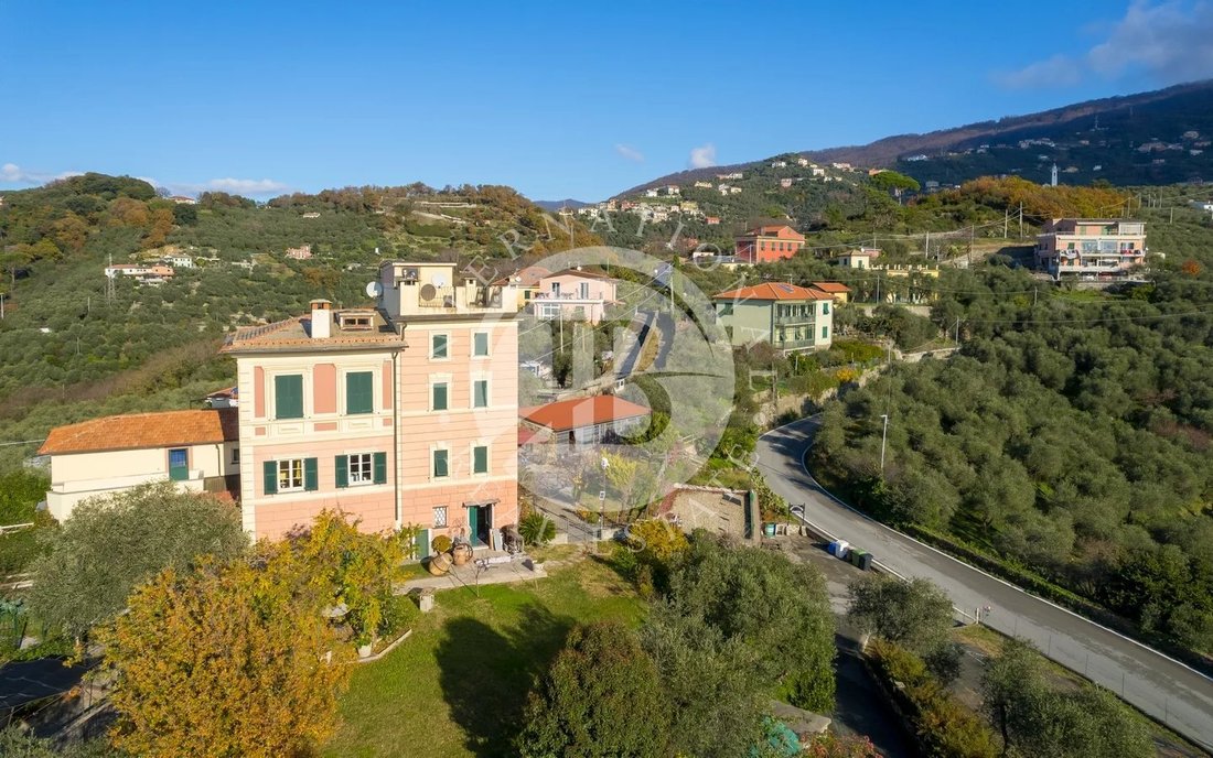 Villa in Lavagna, Liguria, Italy 3 - 16891252