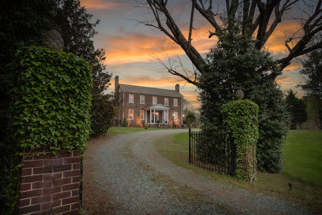 House in Mebane, North Carolina, United States 1 - 16891049